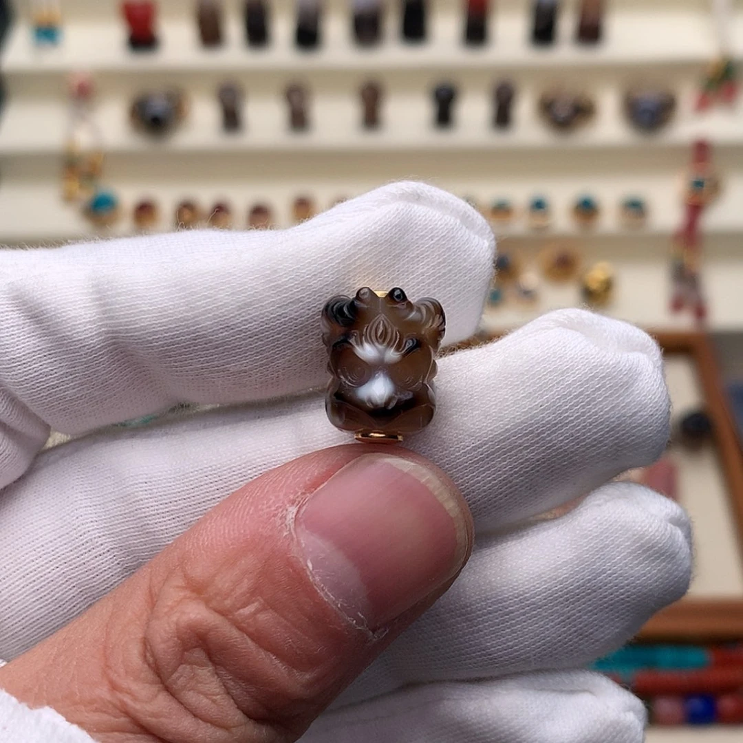 【闪购商品】玛瑙/玉髓珠宝奇石18K金镶嵌汉*包