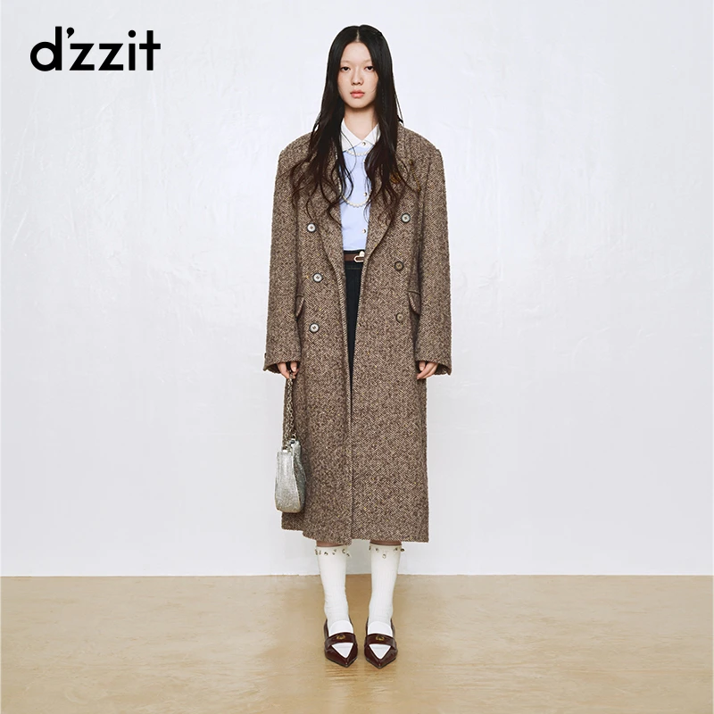 dzzit地素秋冬通勤徽章设计宽松热力感中长款人字纹大衣3H4G3601N