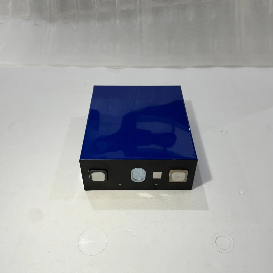 全新铁锂3.2V280Ah超容，平整不鼓磨码