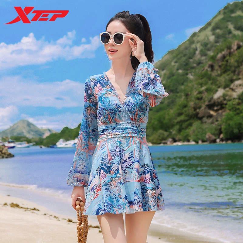 特步长袖《繁花》泳衣女款2025新款时尚保守好看遮肚显瘦连体裙泳装