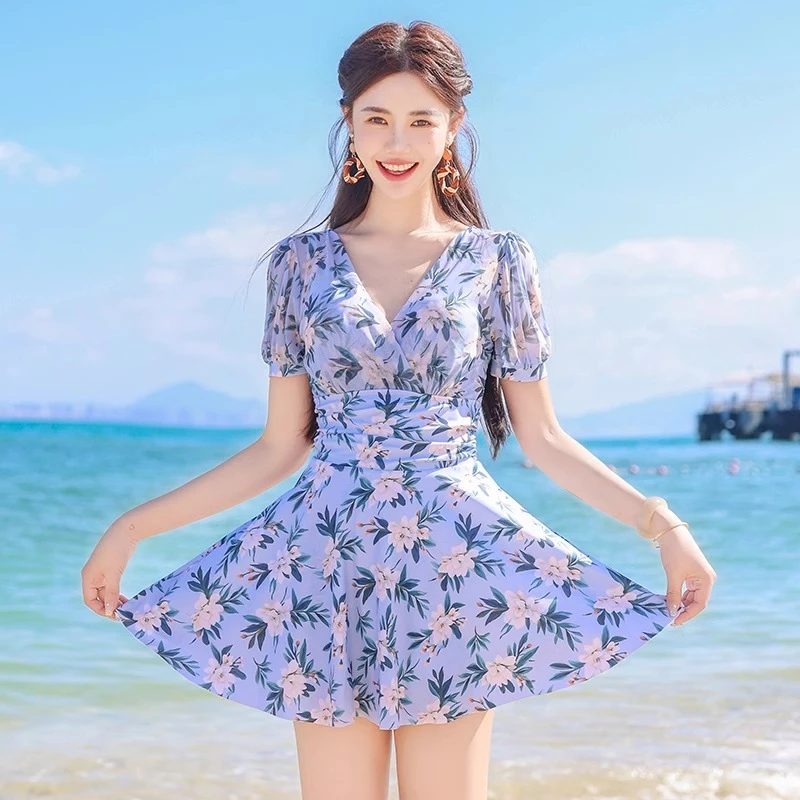 宜肤小个子泳衣女款2025年新款显瘦遮肉微胖女孩海边连体度假泳装