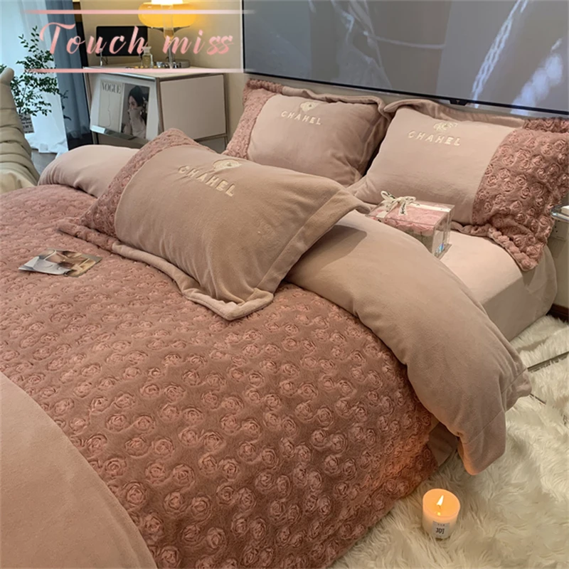 TOUCH MISS 简约风牛奶绒四件套玫瑰小香风刺绣冬季加厚床上用品