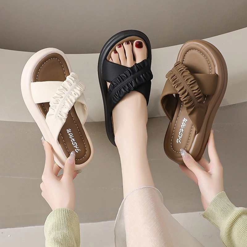 小众褶皱交叉女2025新款休闲百搭平跟法式高级感2024新休闲沙滩鞋
