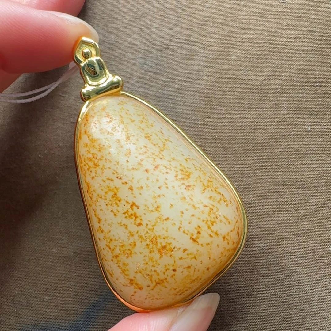 和田玉挂件未镶嵌