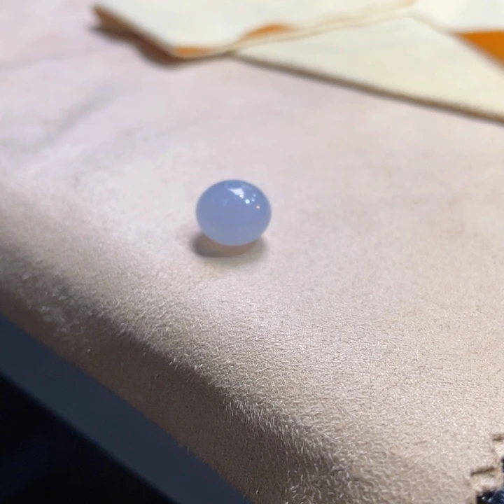 翡翠手链未镶嵌蓝紫鼓珠