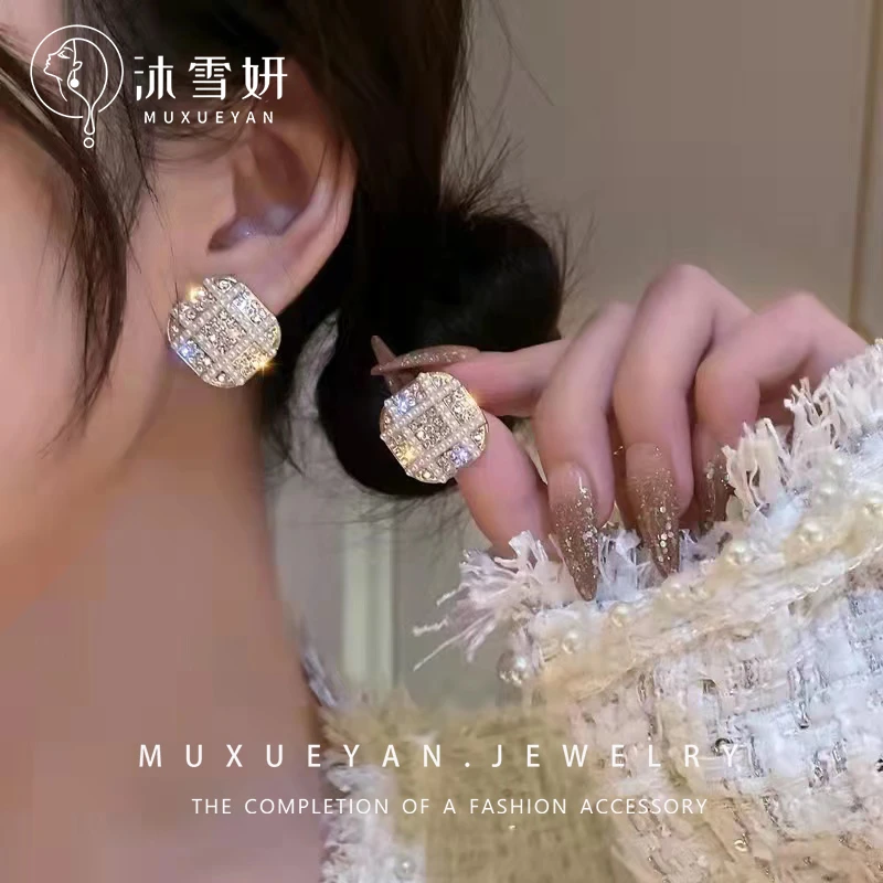 沐雪妍 铜合金耳饰 【休声美誉】轻奢风小清新气质百搭耳钉 H0602