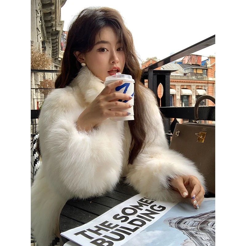网红新款海宁时尚名媛显瘦年轻短款托卡仿狐狸毛皮草外套短小个子