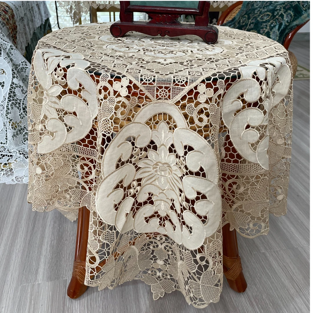 5801-15丝光线(110cm方）米色水溶镂空竹节麻贴绣桌布