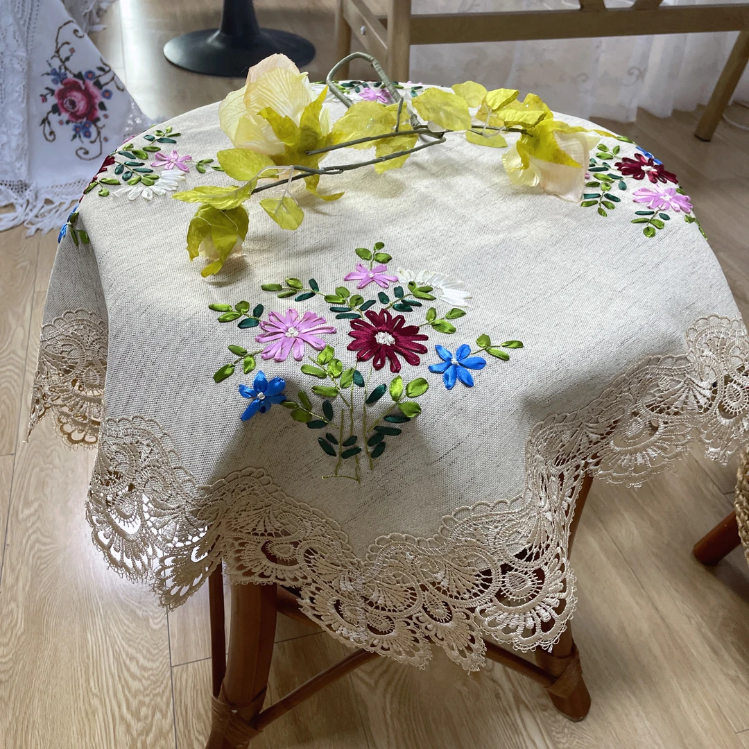 DY079棉麻（85cm方）浅棕彩色野花花刺绣针绣盖巾