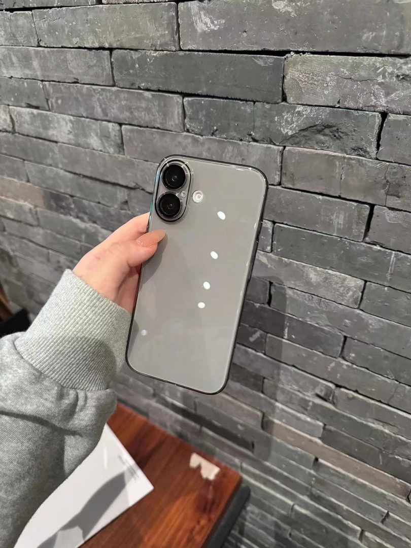 高级感透亮超薄适用苹果iPhone12/13/14/15手机壳防摔78p