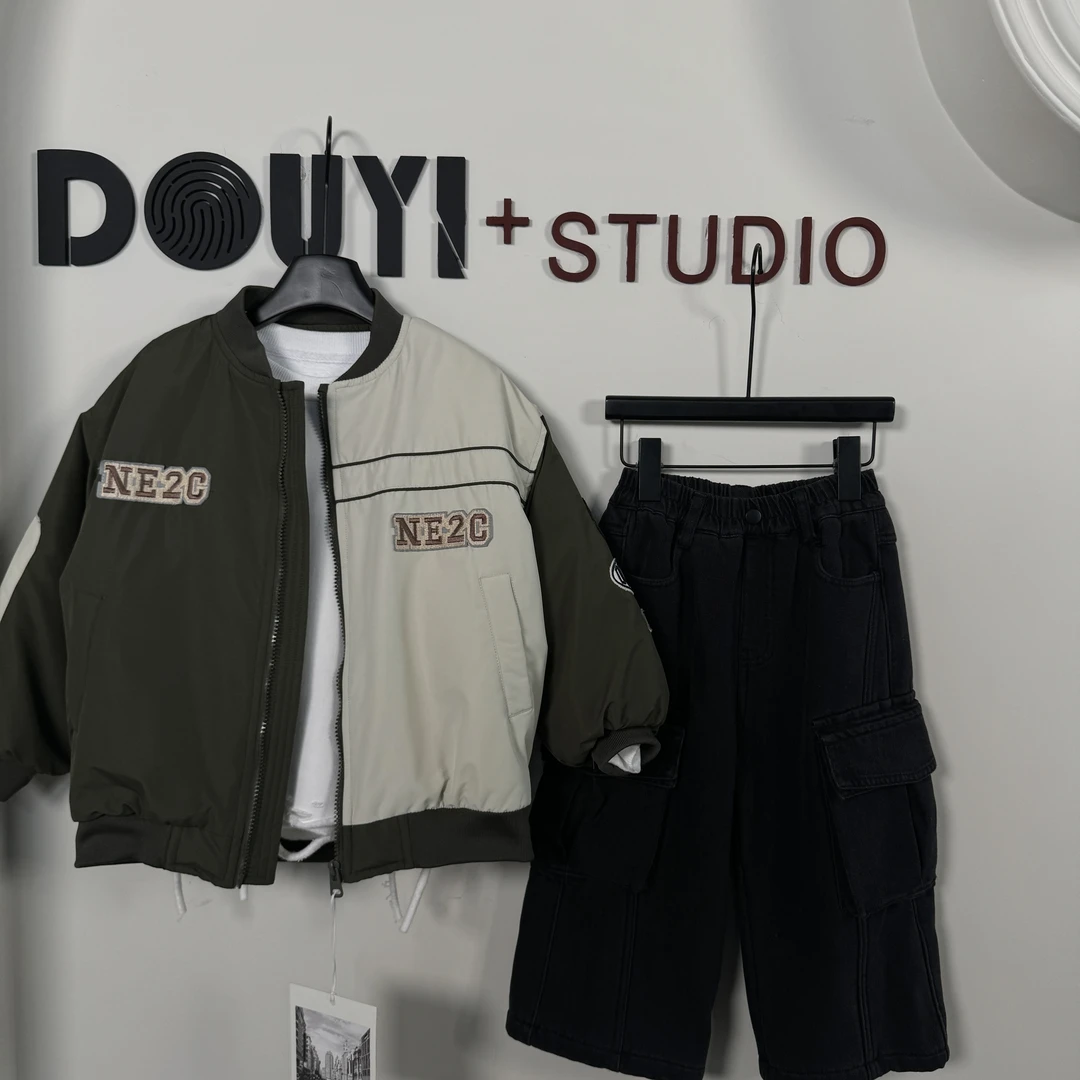 冬季送暖中小童时尚拼接加厚夹克外套-1544