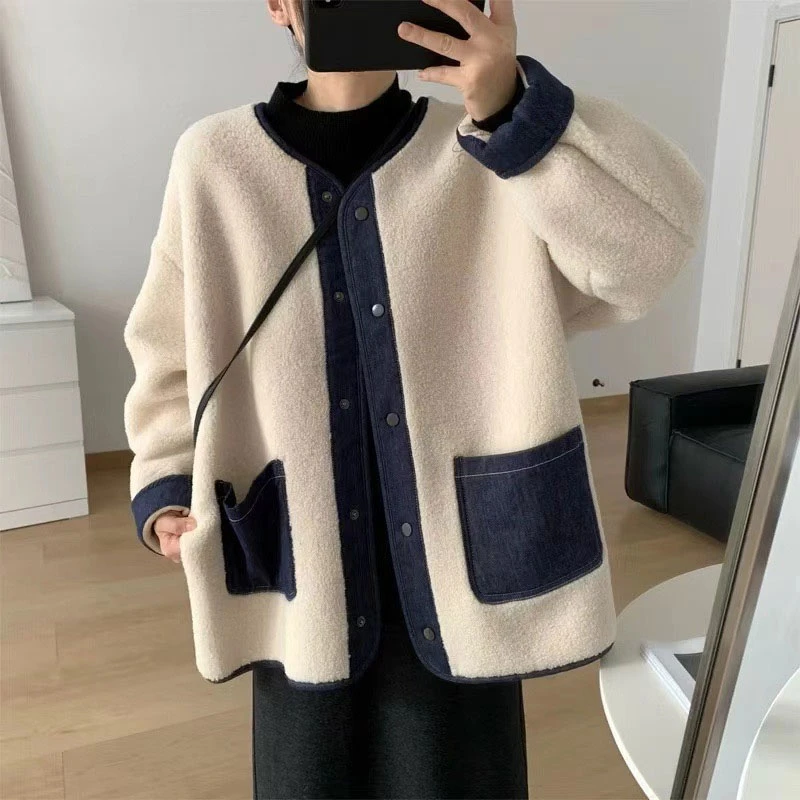 孕妇秋冬2024新款韩版牛仔撞色皮毛一体仿羊羔毛加厚保暖马夹外套
