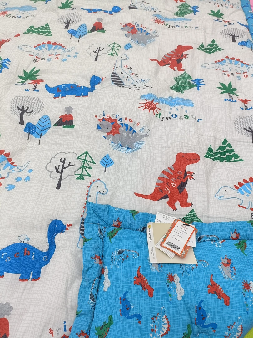 韩国百货店榉木儿童被