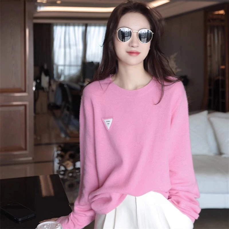 高级感慵懒风时尚粉色毛衣女2024新款春秋宽松针织打底衫内搭上衣