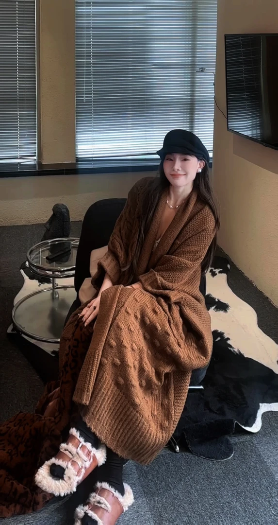 WANGDOUDOU  复愫街 清冷婵意风长外披