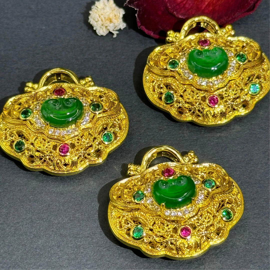 天然A货翡翠/如意吊坠/时尚/一物一证/如意/吊坠/多样性发货