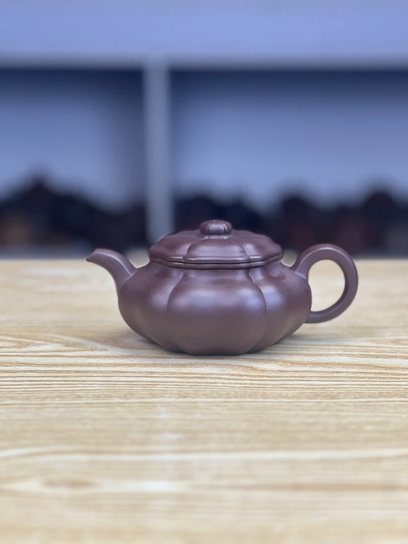 宜兴紫砂壶紫泥葵仿古 280 毫升（微瑕）