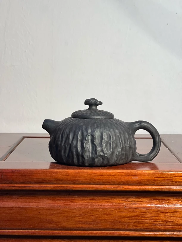 宜兴紫砂壶焐灰供春