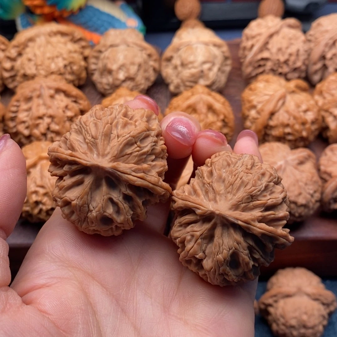 文玩核桃吊坠38原桩苹果园，全品