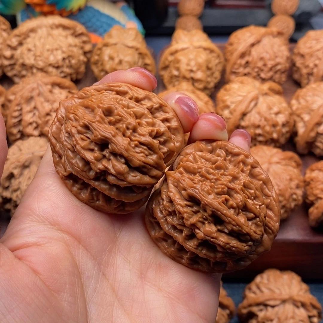 文玩核桃吊坠b***a42全品虎头