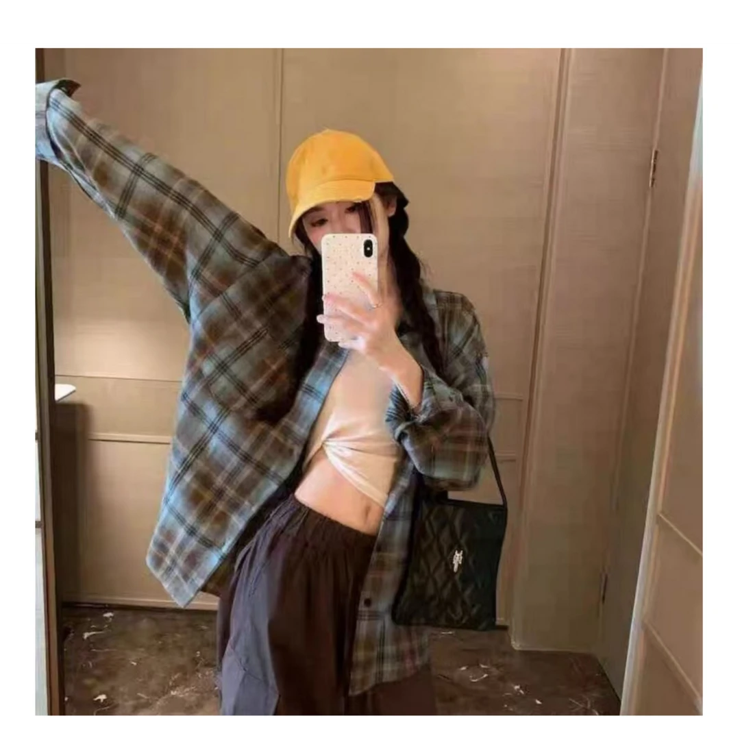 秋季时尚百搭新款格子长袖女士衬衫休闲宽松韩版设计感衬衣外穿