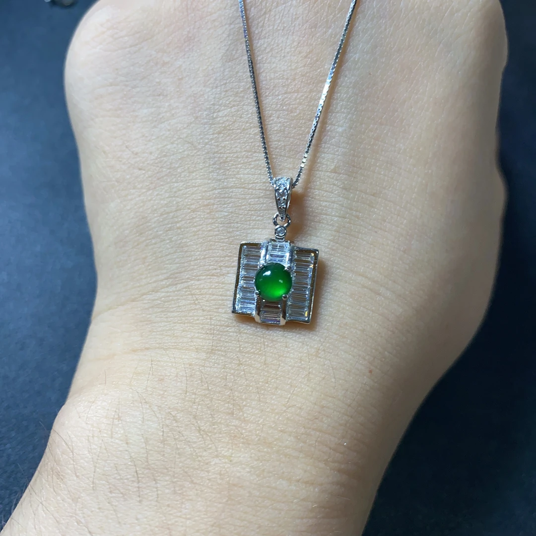 天然翡翠A货单颗阳绿满绿吊坠锁骨链女士精美百搭时尚气质叠戴