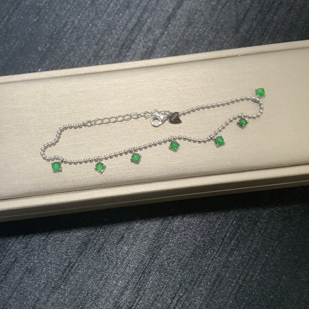 翡翠绿色满天星阳绿手链冰种气质精致简约百搭925银3mm镶嵌