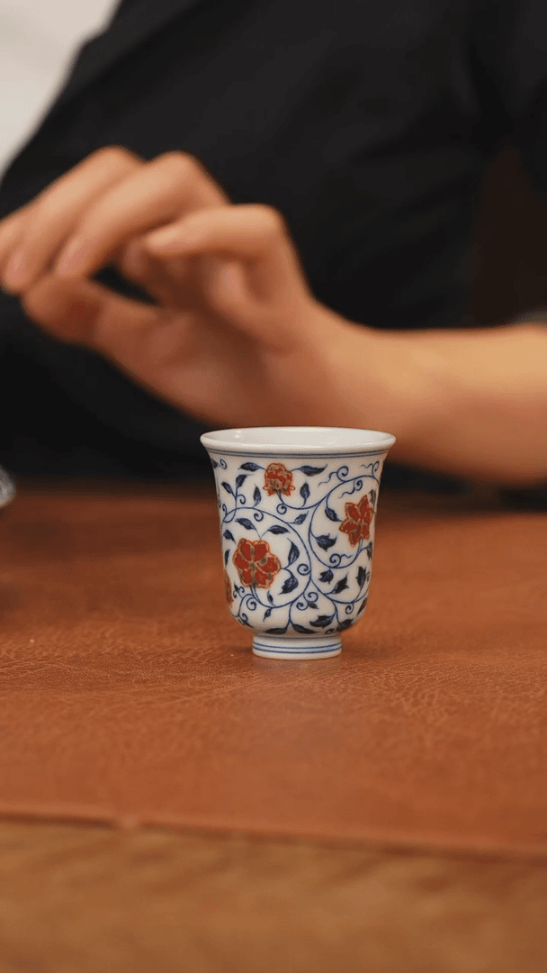 【闪购商品】杯和然釉里红缠枝莲闻香杯