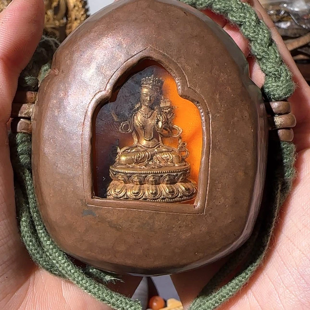 【闪购商品】1J****a吊坠