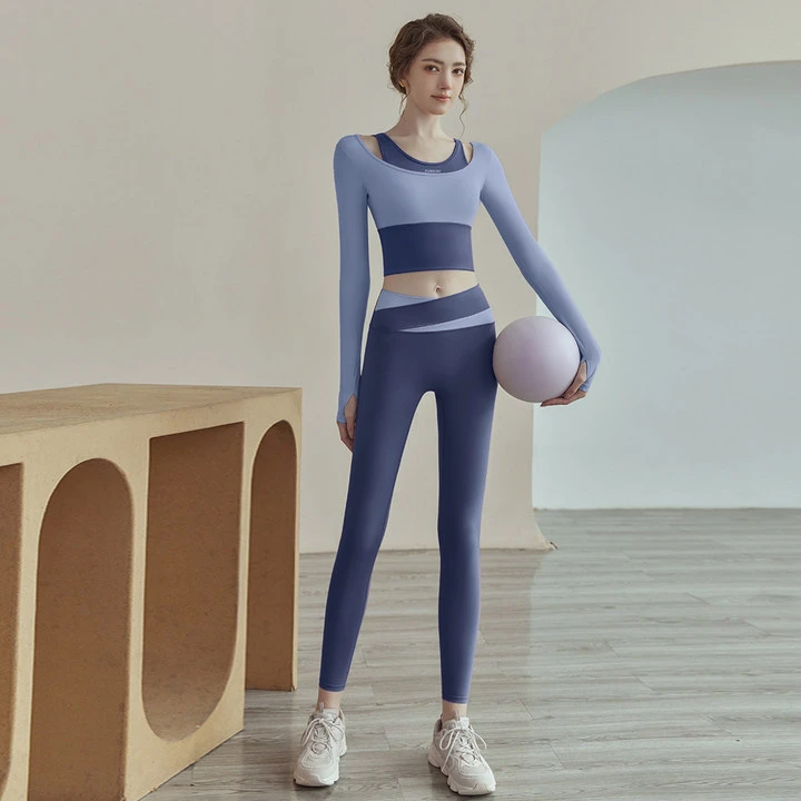 瑜伽服套装女2024春季新款带胸垫速干上衣透气跑步运动长袖健身服