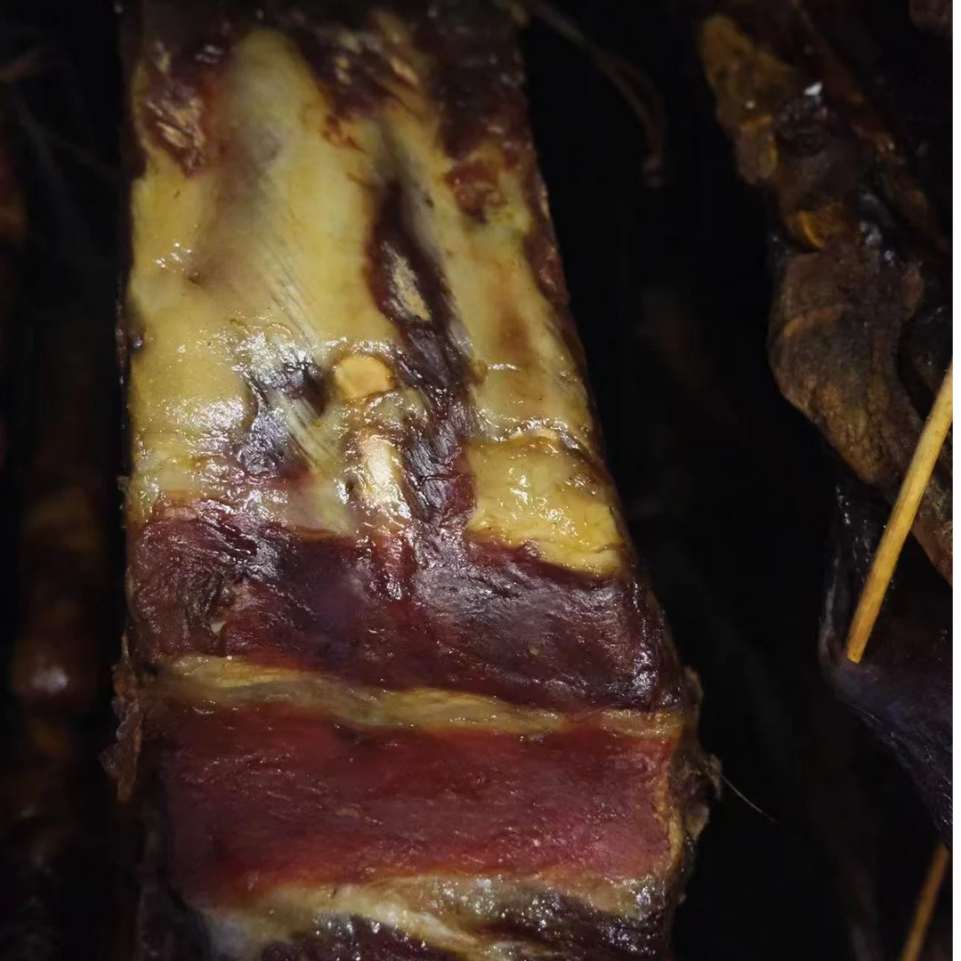 【腊肉排骨】原生态养殖散养跑山黑猪新鲜排骨小火慢熏