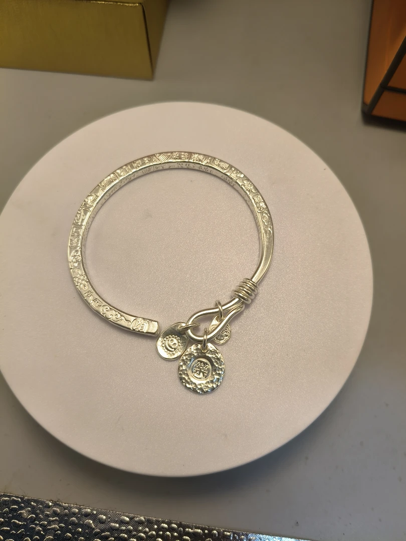 足银手镯 气质古风精致手工时尚复古百搭简约银色轻奢首饰珠宝