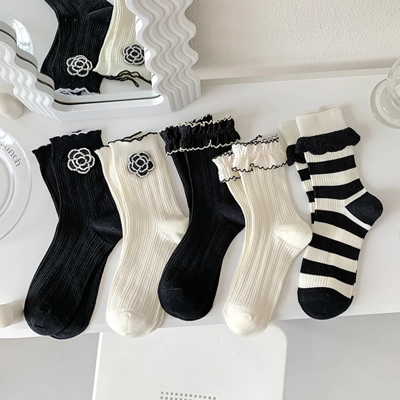 花边袜子女山茶花中筒袜黑白条纹堆堆袜日系网红少女袜