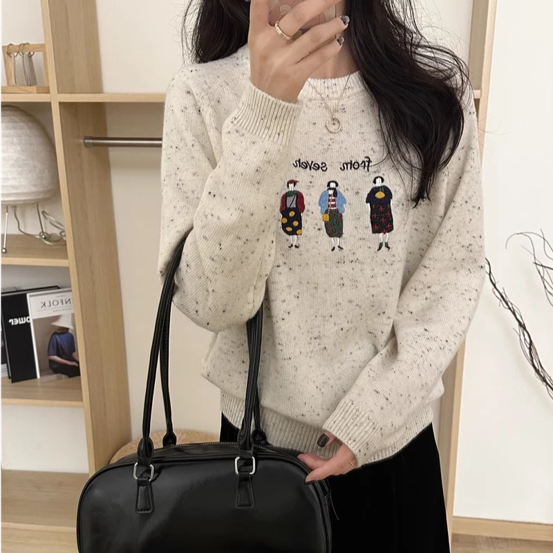 花纱超软糯显瘦女款刺绣宽松毛衣百搭简约圆领卡通字母套头针织衫