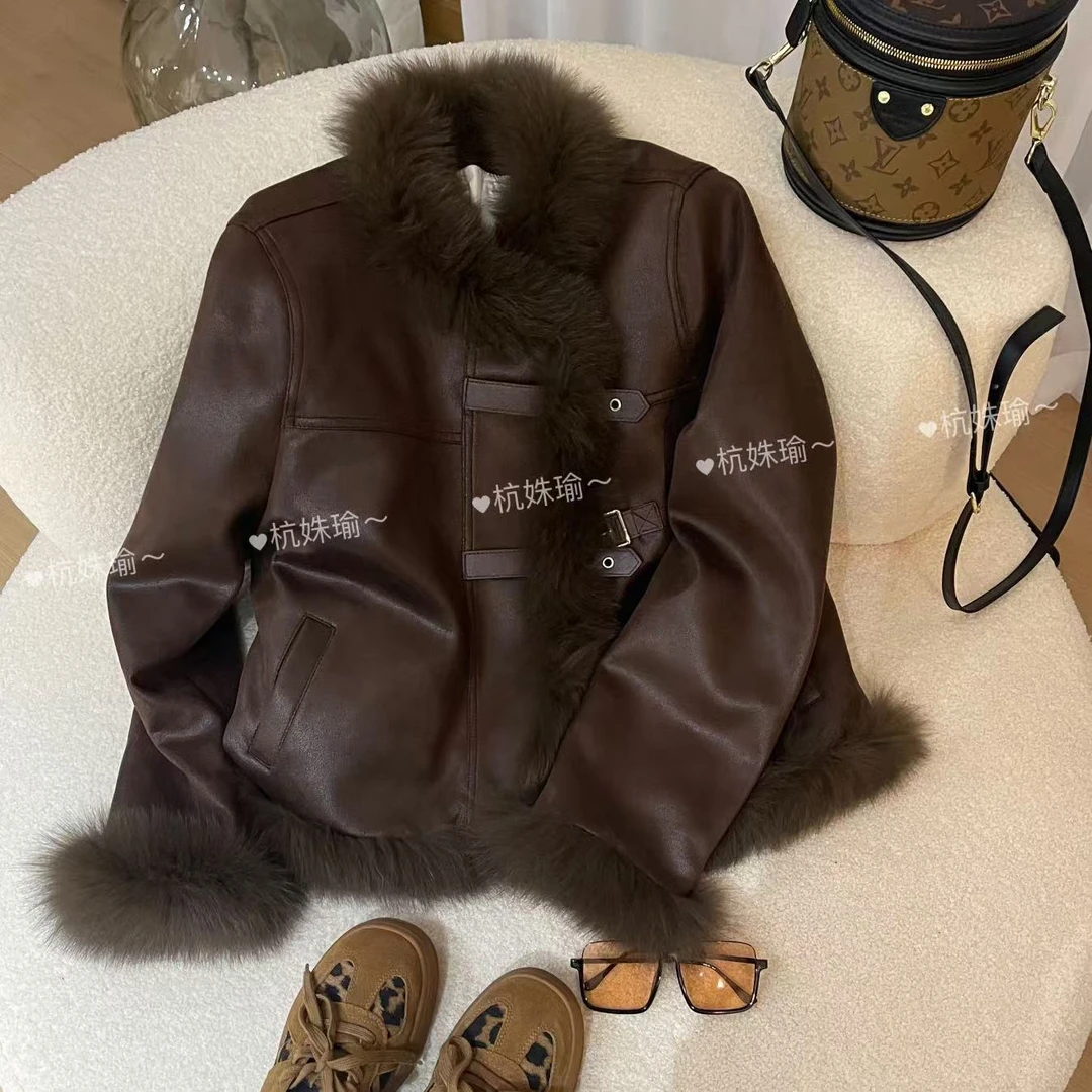 55395【远来信】诗诗家2024冬季双扣高品奢华贵气狐狸毛年装羽绒服