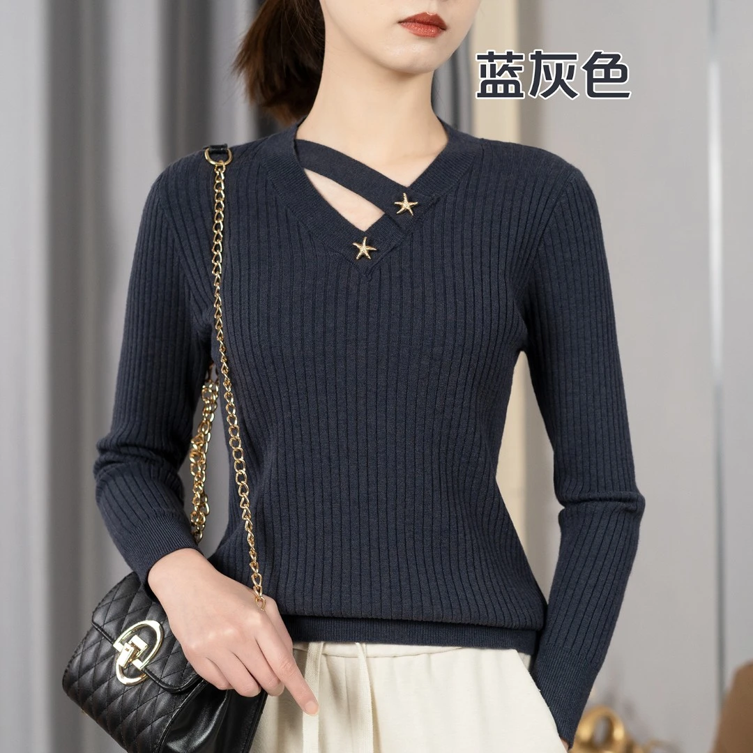 XH2024秋冬加厚新款时尚V领贝雷扣气质百搭打底显瘦上衣