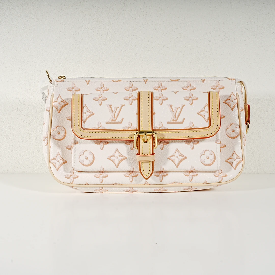 全新未使用 LouisVuitton/路易威登 LV maxi手提腋下斜挎包