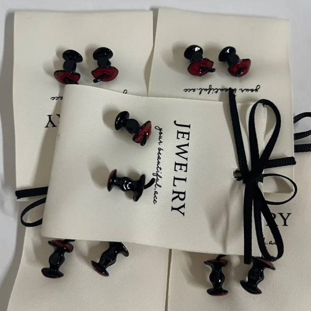 铜合金珐琅耳饰 铜合金耳饰毒苹果耳钉红色气质简约小众设计感