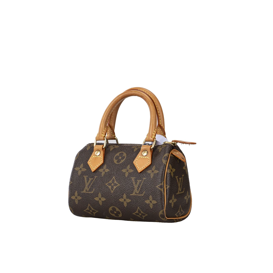 99新 LouisVuitton/路易威登 巧巧 迷你波士顿枕头包植鞣革换新