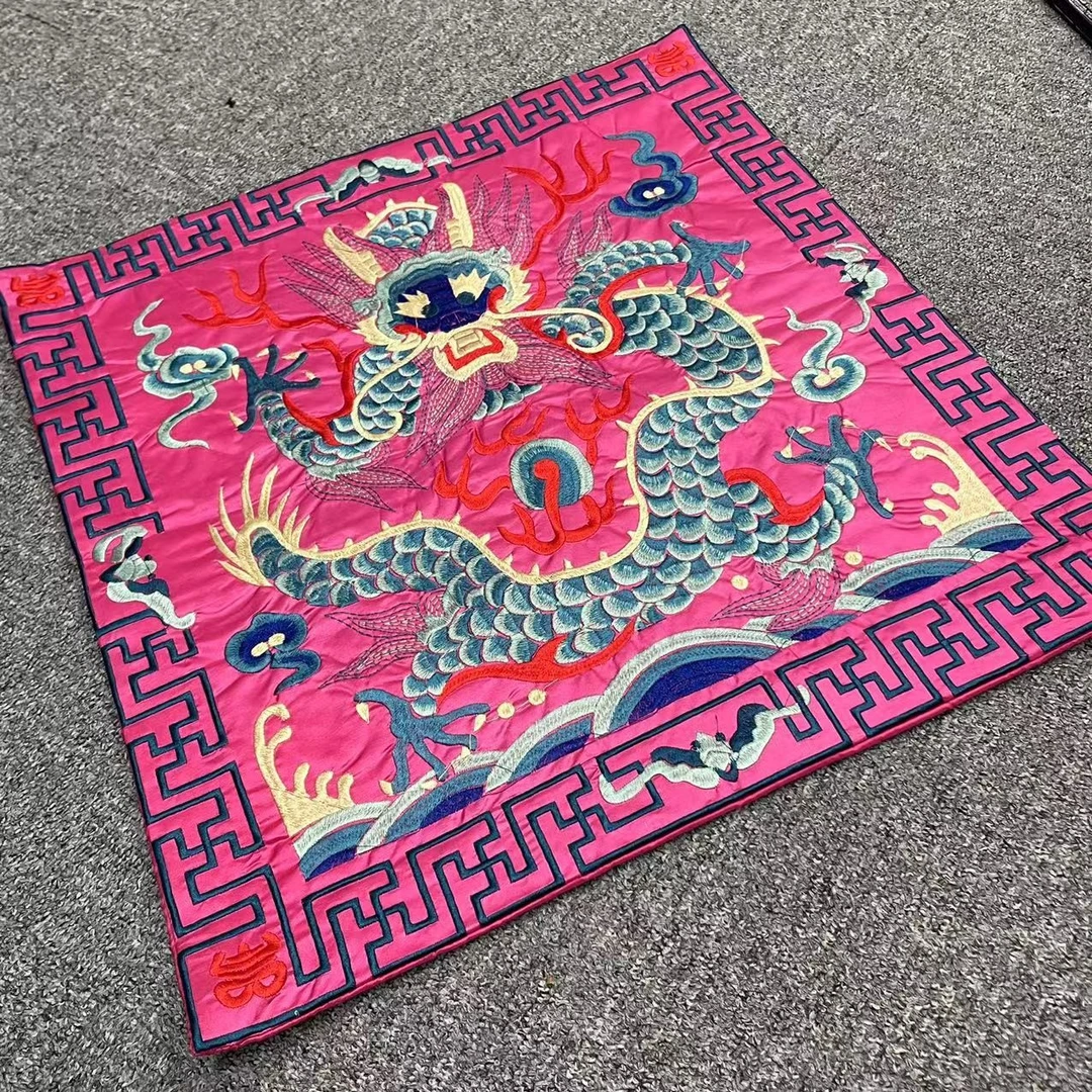 凤徕兮私人定制玫红色龙纹图案坐垫(211-12)