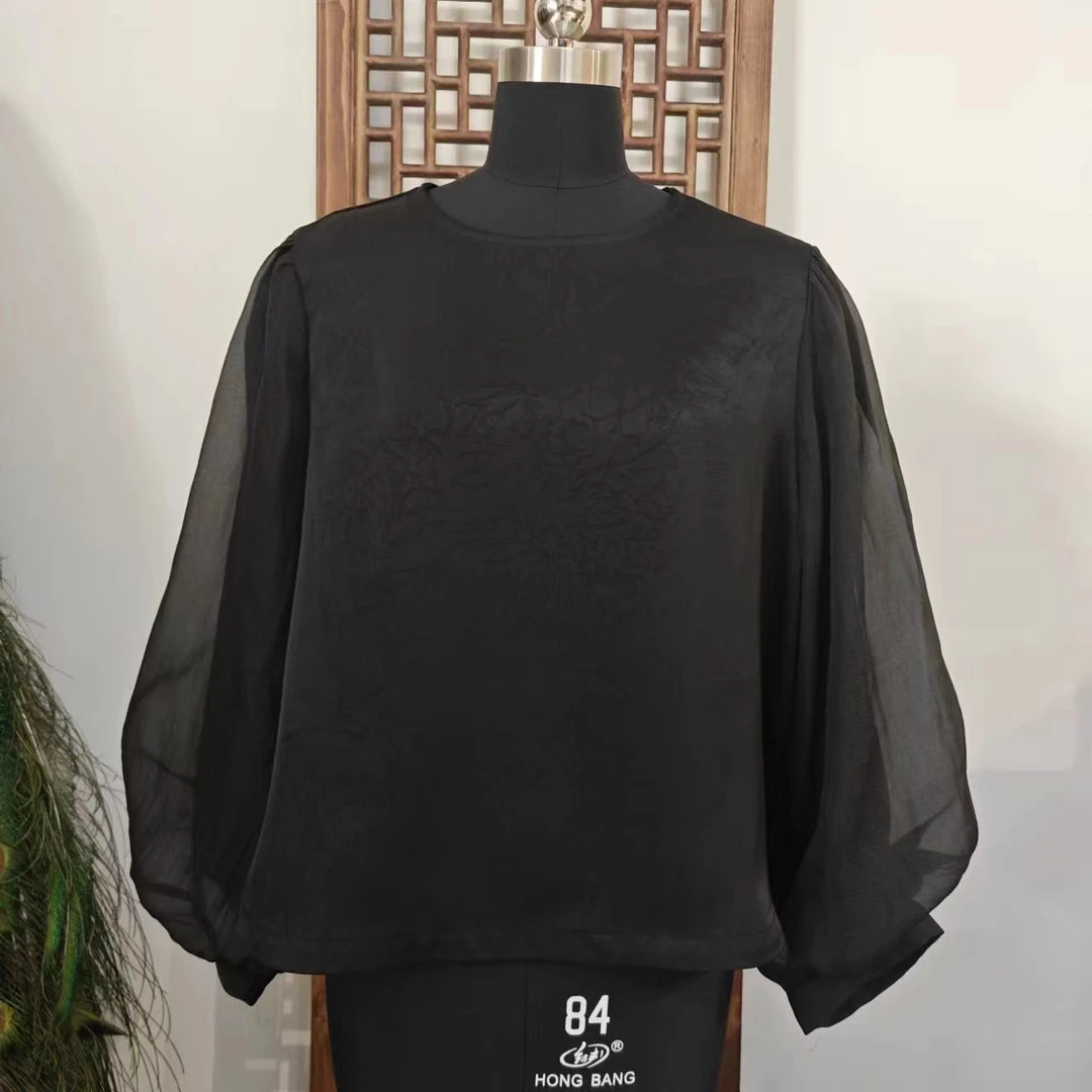 凤徕兮私人定制黑色暗纹圆领加纱花苞袖打底上衣(LS165)