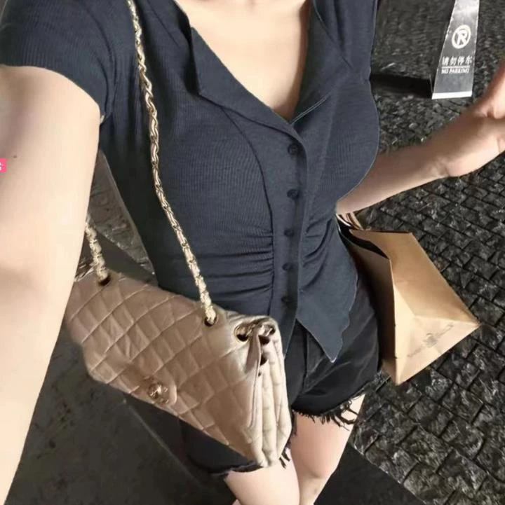 大码女装胖mm2024夏日多巴胺穿搭短袖设计感小众t恤遮肉显瘦上衣