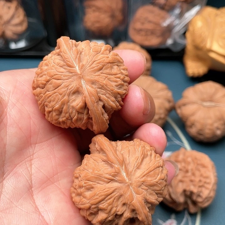 文玩核桃吊坠磨盘