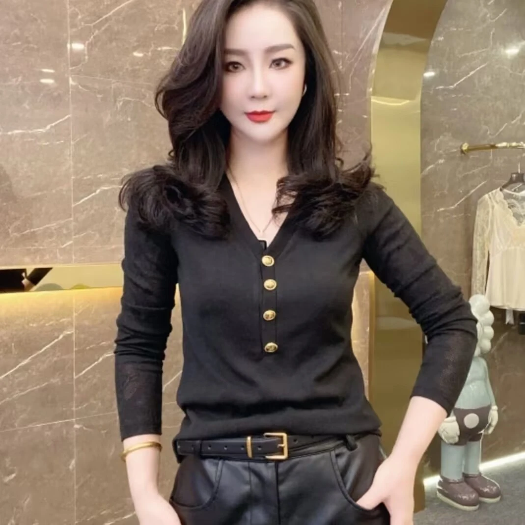 2023新款V领长袖秋冬内搭显瘦蕾丝打底衫百搭修身洋气外穿上衣女