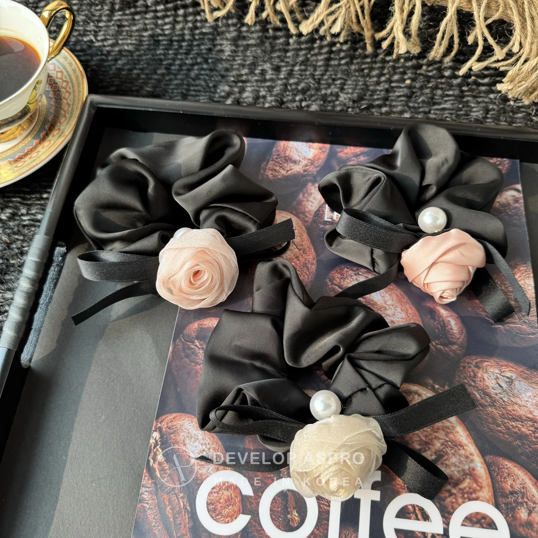 【现货】韩国新款小肠发圈正品爆款减龄洋气玫瑰花朵发圈FS35