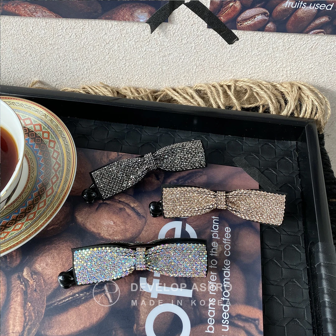 【现货 原创设计款】韩国新款正品爆款减龄洋气香蕉夹B2-10-XP96