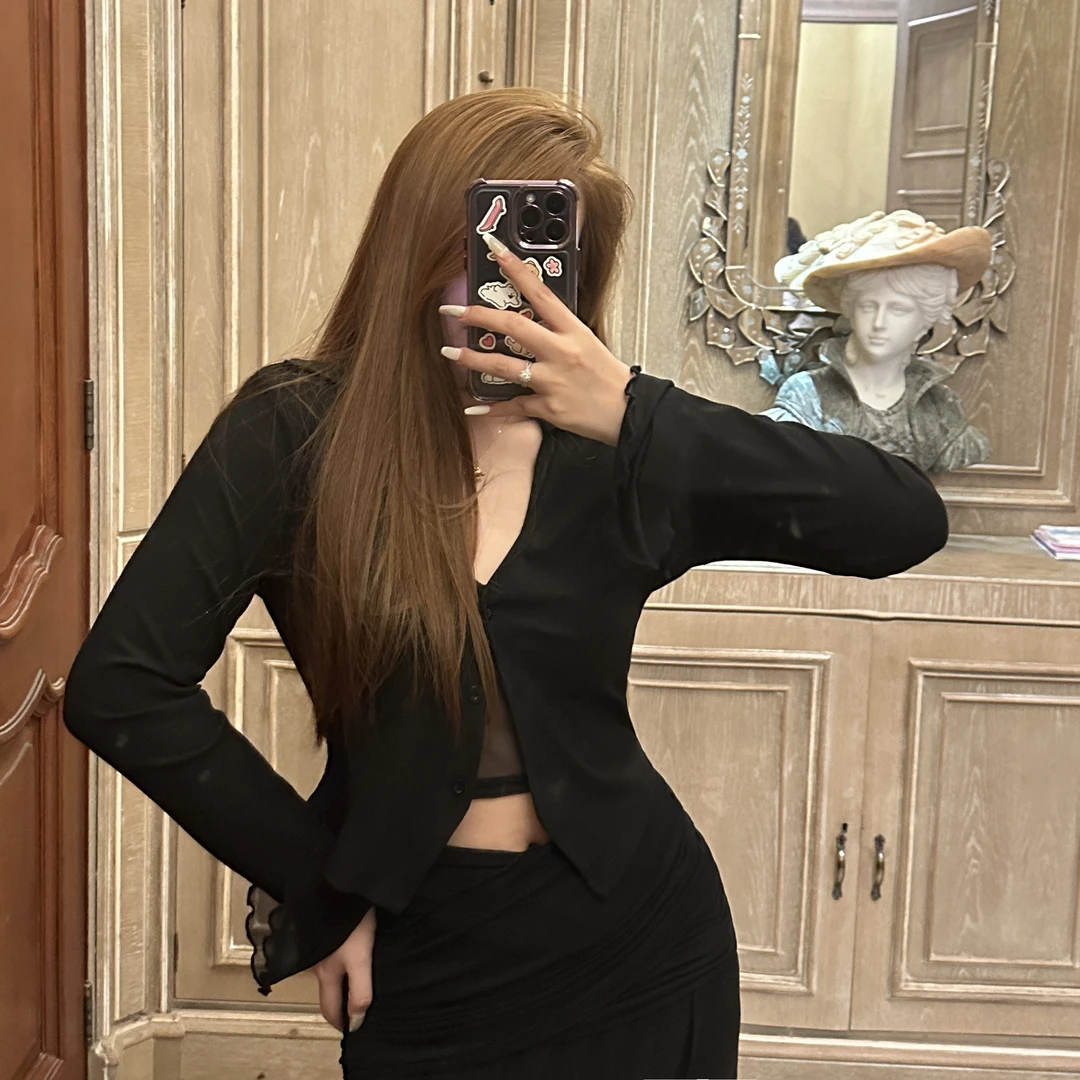 小腰精自主设计显瘦假两件早秋打底系扣上衣-E81