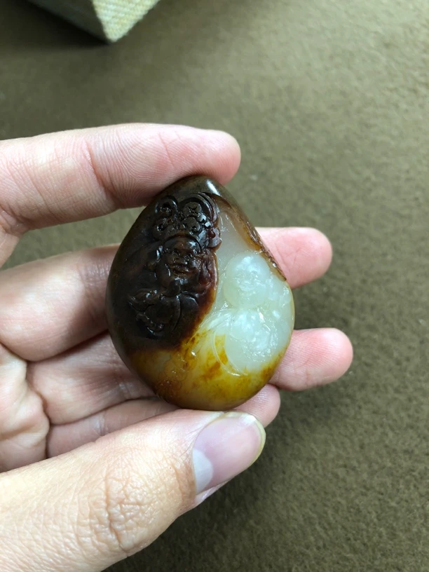 新疆和田玉独籽财富双全