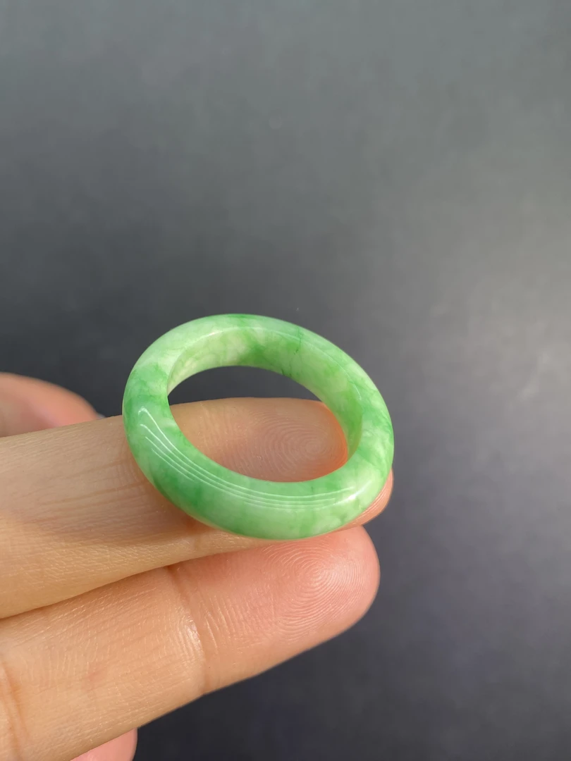 时尚翠绿色男女指环项链吊坠环两用款简洁大方显气质