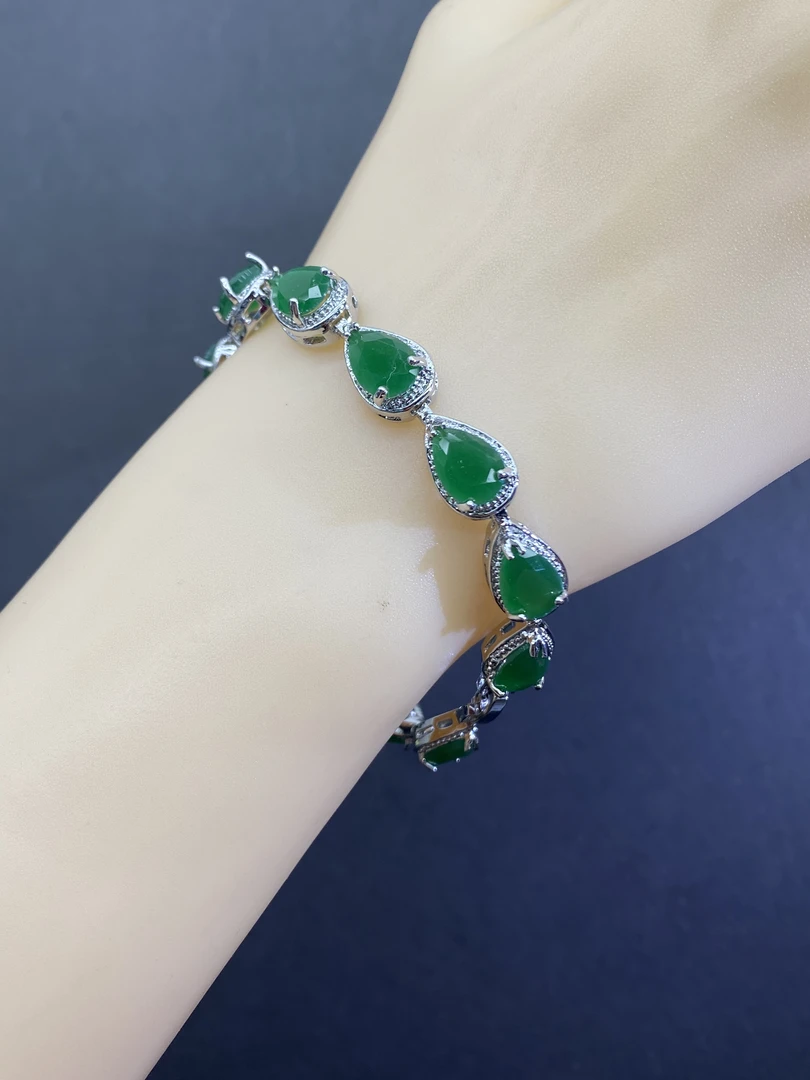 时尚手链 D63时尚祖绿手链豪华满钻镶嵌女神气质百搭贵气上档次